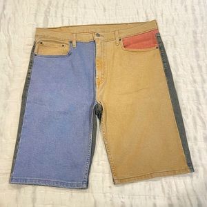 LEVI STRAUSS & CO 592 color block patch work Jean shorts, size 38.